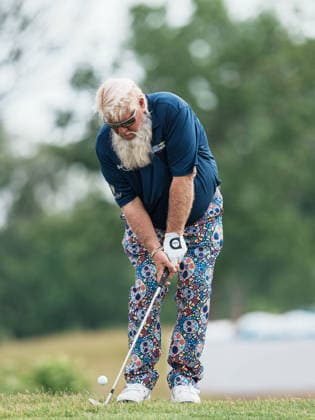 PGA, Golf Herren Tour Champions: American Family Insurance Championship - Final Round MADISON, WI - JUNE 7: John Daly putts on the first hole during the PGA Tour Champions: American Family Insurance Championship - Final Round at TPC Wisconsin on June 7, 2026 in Madison, Wisconsin. Madison TPC Wisconsin WI United States Copyright: xRossxHarried ISIxPhotosx 9314