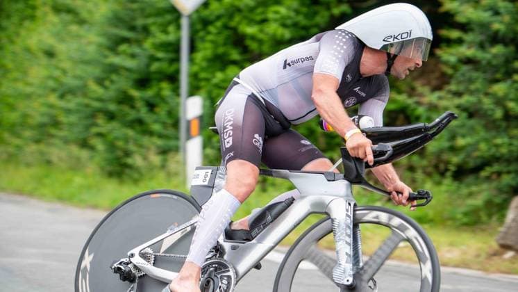 Erster Enni-Triathlon Moers ** NUR FÜR REDAKTIONELLE ZWECKE ** EDITORIAL USE ONLY **<p>Sven Wies, Altersklasse M35, Duisburger SV 98 Triathlon Team, beim ersten Enni-Triathlon am Sonntag, den 07.06.2026, in Moers. Deutschland NRW Moers Copyright: ChristianxCreon