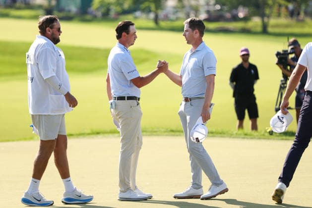 DUBLIN, OH - JUNE 07: J.T. Poston of the United States shakes hands with Ryan Gerard of the United States after the final round of the Memorial Tournament presented by Workday at Muirfield Village Golf Club on June 7, 2026 in Dublin, OH. (Photo by Ian Johnson Icon Sportswire) GOLF: JUN 07 PGA, Golf Herren the Memorial Tournament presented by Workday EDITORIAL USE ONLY Icon260607054