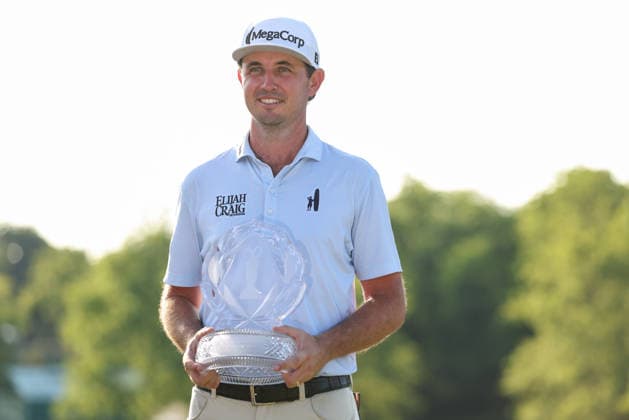 DUBLIN, OH - JUNE 07: J.T. Poston of the United States poses with the trophy after the final round of the Memorial Tournament presented by Workday at Muirfield Village Golf Club on June 7, 2026 in Dublin, OH. (Photo by Ian Johnson Icon Sportswire) GOLF: JUN 07 PGA, Golf Herren the Memorial Tournament presented by Workday EDITORIAL USE ONLY Icon260607061