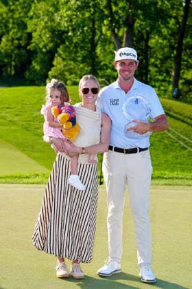 DUBLIN, OH - JUNE 07: PGA, Golf Herren golfer J.T. Poston poses with the trophy and with wife Kelly Poston and daughter Katherine Scott Poston on June 7, 2026 after winning the Memorial Tournament presented by Workday at Muirfield Village Golf Club in Dublin, Ohio. (Photo by Brian Spurlock Icon Sportswire) GOLF: JUN 07 PGA the Memorial Tournament presented by Workday EDITORIAL USE ONLY Icon26060737