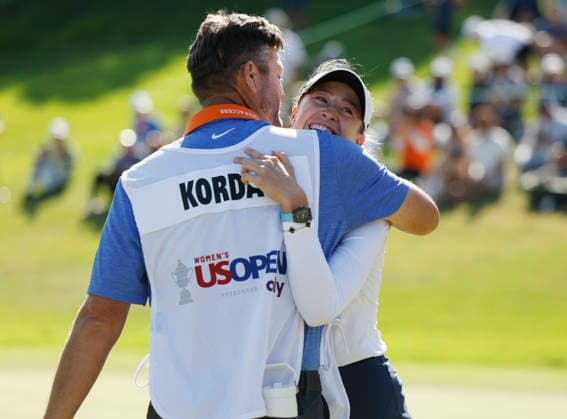 Nelly Korda celebrates with caddie Jason McDede after winning the 81st Women s U.S. Open golf championship at the Riviera Country Club in Pacific Palisades, California, on Sunday, June 7, 2026. Korda won with an eight-under-par score of 276.  GLP20260607822 CAROLINExBREHMAN