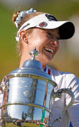 Nelly Korda holds her trophy after winning the 81st Women s U.S. Open golf championship at the Riviera Country Club in Pacific Palisades, California, on Sunday, June 7, 2026. Korda won with an eight-under-par score of 276.  GLP20260607837 CAROLINExBREHMAN