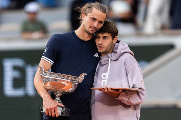 2026 French Open - Day Fifteen Alexander Zverev (left) and Flavio Cobolli (right) pose for a photo with the trophies after their final men s singles match on day 15 of the French Open tennis tournament on Court Philippe Chatrier at the Roland-Garros Complex in Paris, France. Paris France  Copyright: xIbrahimxEzzatx originalFilename:ezzat-notitle260607_npAGC.jpg