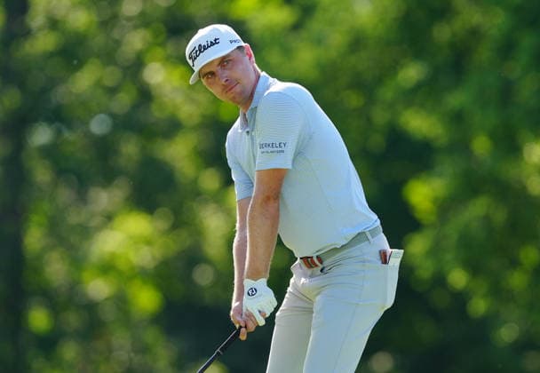 DUBLIN, OH - JUNE 07: PGA, Golf Herren player Ryan Gerard plays his tee shot on the 18th hole on June 7, 2026 during the final round of the Memorial Tournament presented by Workday at Muirfield Village Golf Club in Dublin, Ohio. (Photo by Brian Spurlock Icon Sportswire) GOLF: JUN 07 PGA the Memorial Tournament presented by Workday EDITORIAL USE ONLY Icon26060749
