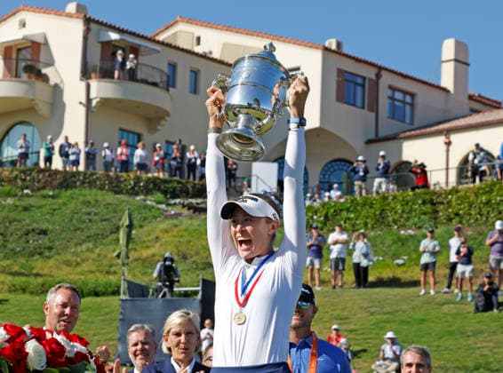 Nelly Korda raises her trophy after winning the 81st Women s U.S. Open golf championship at the Riviera Country Club in Pacific Palisades, California, on Sunday, June 7, 2026. Korda won with an eight-under-par score of 276.  GLP20260607851 CAROLINExBREHMAN