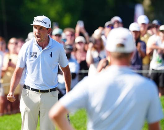 DUBLIN, OH - JUNE 07: PGA, Golf Herren player J.T. Poston reacts to making a birdie putt on the 18th hole to force a playoff while Ryan Gerard watches on June 7, 2026 during the final round of the Memorial Tournament presented by Workday at Muirfield Village Golf Club in Dublin, Ohio. (Photo by Brian Spurlock Icon Sportswire) GOLF: JUN 07 PGA the Memorial Tournament presented by Workday EDITORIAL USE ONLY Icon26060760