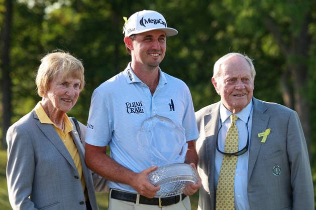Memorial Tournament presented by Workday DUBLIN, OH - JUNE 07: J.T. Poston of Hickory, North Carolina holds the trophy along with retired American golf professional and course designer Jack the Bear Nicklaus and his wife Barbara Nicklaus after Poston won in a playoff during the final round of the Memorial Tournament presented by Workday at Muirfield Village Golf Club on June 7, 2026 in Dublin, Ohio. Dublin Ohio United States  Copyright: xAmyxLemusx originalFilename:lemus-memorial260607_npCuA.jpg