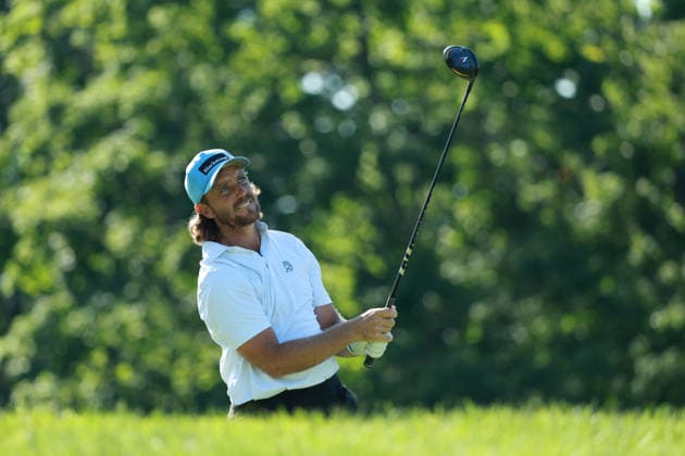 The Memorial Tournament DUBLIN, OHIO - JUNE 07: Tommy Fleetwood plays his tee shot on the 18th hole during the final round of The Memorial Tournament presented by Workday at Muirfield Village Golf Club in Dublin, Ohio, USA on Sunday, June 7, 2026. Dublin Ohio United States  Copyright: xJorgexLemusx originalFilename:lemus-thememor260607_npPNN.jpg