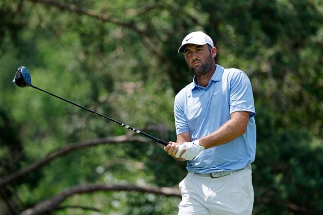DUBLIN, OH - JUNE 07: Scottie Scheffler of United States of America gets ready to play a tee shot at the second hole during the final round of the Memorial Tournament presented by Workday 2026 on June 07, 2026 at Muirfield Village Golf Club in Dublin, Ohio. (Photo by Joe Robbins Icon Sportswire) GOLF: JUN 07 PGA, Golf Herren the Memorial Tournament presented by Workday EDITORIAL USE ONLY Icon5732606070454