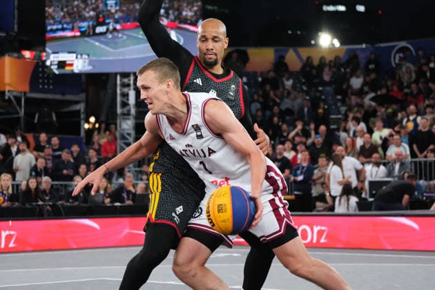 June 7, 2026, Warsaw, Masovian Voivodeship, Poland: Latvia s NAURIS MIEZIS (1) and Germany s KEVIN BRYANT (44) in action during the FIBA 3x3 Basketball World Cup men s final game between Latvia and Germany in Warsaw, Poland. Latvia defeated Germany to become world champions. Warsaw Poland - ZUMAk204 20260607_zip_k204_039 Copyright: xRomanxKozielx