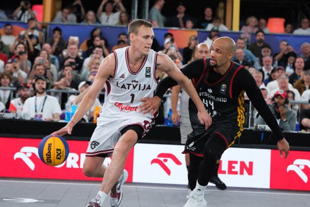 June 7, 2026, Warsaw, Masovian Voivodeship, Poland: Latvia s NAURIS MIEZIS (1) and Germany s KEVIN BRYANT (44) in action during the FIBA 3x3 Basketball World Cup men s final game between Latvia and Germany in Warsaw, Poland. Latvia defeated Germany to become world champions. Basketball 2026: FIBA 3x3 World Cup Men s Final: Latvia 20:15 Germany  - ZUMAk204 20260607_zip_k204_048 Copyright: xRomanxKozielx