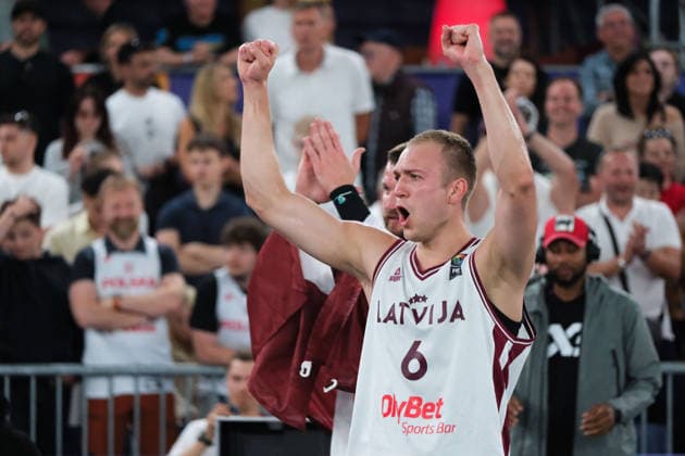 June 7, 2026, Warsaw, Masovian Voivodeship, Poland: Latvia s FRANCIS LACIS (6) holds up his arms in victory at the end of the FIBA 3x3 Basketball World Cup men s final game between Latvia and Germany in Warsaw, Poland. Latvia defeated Germany to become world champions. Warsaw Poland - ZUMAk204 20260607_zip_k204_064 Copyright: xRomanxKozielx