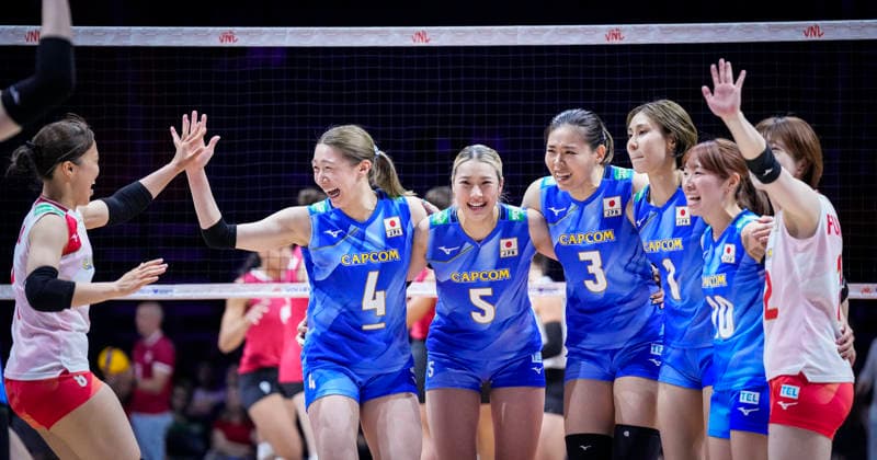 Team Japan celebrates against Team Canada during their womens Volleyball Nations League (VNL) match on June 7, 2026 in Quebec City, Canada. Noxthirdxpartyxsales  aflo_333659046 MathieuxBelangerx