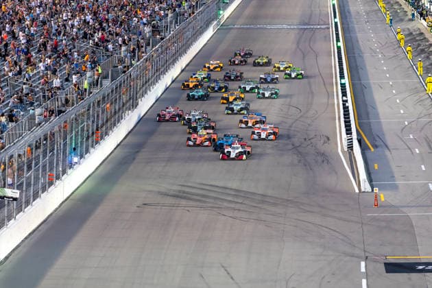 June 7, 2026, Madison, Illinois, USA: The IndyCar, Indy Car, IRL, USA SERIES field takes the green flag for the Bommarito Automotive Group 500 at the World Wide Technology Raceway in MADISON, Illinois. INDYCAR SERIES: June 07, 2026: Bommarito Automotive Group 500: Green Flag  - ZUMAa161 20260607_aaa_a161_002 Copyright: xStevexScaglione GMGx