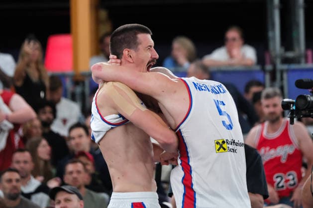 June 7, 2026, Warsaw, Masovian Voivodeship, Poland: Serbia s NENAD NERANDZIC (5) and STRAHINJA STOJACIC (3) hug in victory at the end of the FIBA 3x3 Basketball World Cup men s 3rd place game between Serbia and France in Warsaw, Poland. Serbia defeated France to win 3rd place in the tournament. Warsaw Poland - ZUMAk204 20260607_zip_k204_123 Copyright: xRomanxKozielx