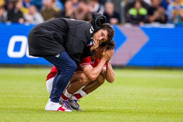 Denmark v Ukraine, football friendly, Odense, Denmark Odense, Denmark. 07th, June 2026. Joakim Maehle of Denmark seen in shock after the collapse of Christian Eriksen and is supported by Andreas Christensen (L) at the football friendly between Denmark and Ukraine at Odense Stadion in Odense. Denmark, Odense, Nature Energy Park  Copyright: xGonzalesxPhoto KentxRasmussenx