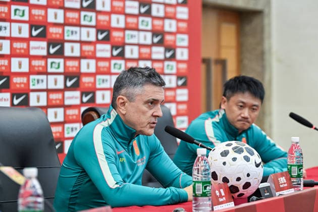 GUIYANG, CHINA - JUNE 08: Antonio Puche Vicente, head coach of China U23 men s football team, answers questions during a pre-match press conference, PK, Pressekonferenz for the 2026 Guiyang International Youth Football Invitational Tournament on June 8, 2026 in Guiyang, Guizhou Province of China.  Copyright: xVCGx 111646837265