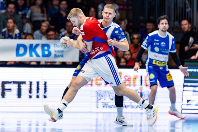 07.06.2026, GER, Handball, Maenner, Saison 25 26, Daikin 1.Bl, 34.Spieltag, ThSV Eisenach - HSV Hamburg (Handball Verein Hamburg) Vukasin Antonijevic (ThSV Eisenach,41) stoppt seinen Gegenspieler 99817 Eisenach Werner-Assmann-Halle Am Sportp Thueringen Deutschland