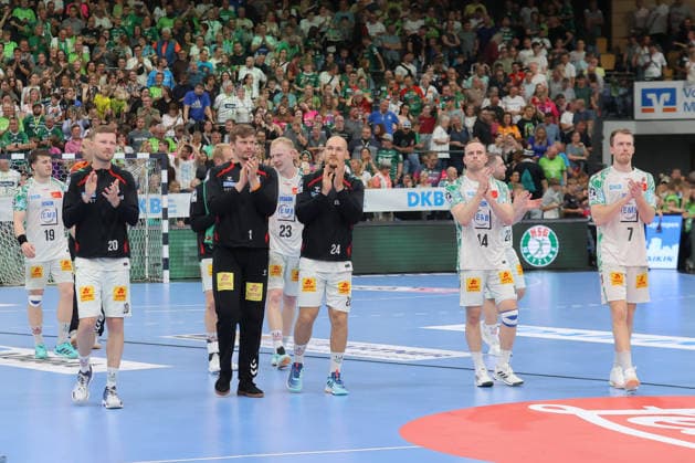 07.06.2026, xtgx, Handball, Daikin HBL, HSG Wetzlar - SC Magdeburg v.l. Magdeburg Jubel ueber den Sieg, Jubel nach Spielende Wetzlar