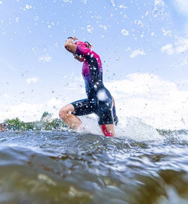 07.06.2026, GER, Crosstriathlon, Maenner Frauen, Saison 26, 38. Teag Werratal-Crosstriathlon org. Triathlonverein Werratal e.V. Emilia Fuss (Rhöner WSV e.V. Dermbach) 500m Schwimmen in Freiwasser, 11,9km MTB Strecke und 4,0km Laufstrecke nahmen die Teilnehmer in den Kategorien Jedermann-Cross Einzel Staffel sowie dem Sprint-Cross Einzel inkl. Thüringer Meisterschaft in angriff. 98597 Breitungen Strandbad Kiessee Thueringen Deutschland