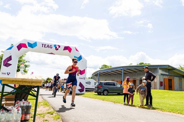07.06.2026, GER, Crosstriathlon, Maenner Frauen, Saison 26, 38. Teag Werratal-Crosstriathlon org. Triathlonverein Werratal e.V. Maja Giessmann (LTV Erfurt Triathlon Team Thüringen) 500m Schwimmen in Freiwasser, 11,9km MTB Strecke und 4,0km Laufstrecke nahmen die Teilnehmer in den Kategorien Jedermann-Cross Einzel Staffel sowie dem Sprint-Cross Einzel inkl. Thüringer Meisterschaft in angriff. 98597 Breitungen Strandbad Kiessee Thueringen Deutschland
