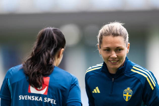 260608 Goalkeeper Zecira Musovic and goalkeeper Jennifer Falk of the Swedish women s national football team at a training session on June 8, 2026 in Gothenburg. Photo: Mathias Bergeld BILDBYRAN kod MB MB1380 fotboll football soccer fotball vm-kval kval fifa womens world cup qualifier qualifier träning practice training sverige sweden dam bbeng women kvinner