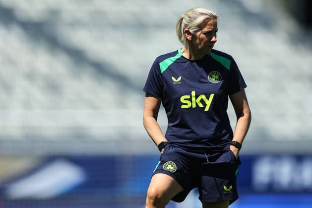 Republic of Ireland WNT Squad Training, Stade des Alpes, Grenoble, France 8 6 2026 Head coach Carla Ward Carla Ward 8 6 2026  Copyright: x INPHO BenxBradyx BB3_7238
