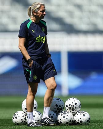Republic of Ireland WNT Squad Training, Stade des Alpes, Grenoble, France 8 6 2026 Head coach Carla Ward Carla Ward 8 6 2026  Copyright: x INPHO BenxBradyx BB3_7059