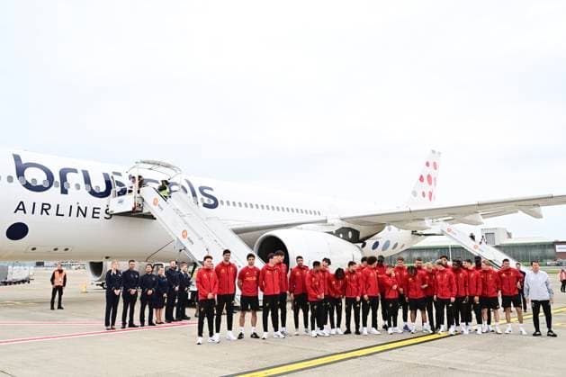 Belgian national football team - 2026 FIFA World Cup, WM, Weltmeisterschaft, Fussball - media activities 08 06 2026 ZAVENTEM, BELGIUM - JUNE 08 : Team Belgium - Red Devils pictured at Brussels airport before takeoff towards Seattle ahead of the FIFA World Cup 2026 on June 8, 2026 in Zaventem, Belgium, 08 06 2026 Zaventem Belgium  Copyright: xPeterxDexVoechtx
