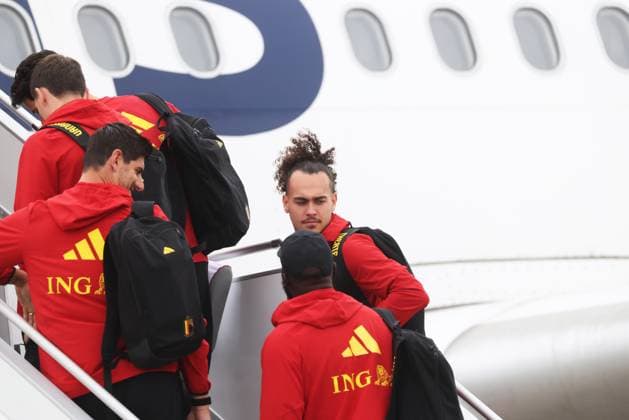 Belgium s goalkeeper Thibaut Courtois and Belgium s Arthur Theate pictured at the departure of Belgian national soccer team the Red Devils from Brussels Airport, Monday 08 June 2026, in Zaventem. The Red Devils fly to their base camp in Seattle for the FIFA World Cup, WM, Weltmeisterschaft, Fussball 2026 which is held in the United States, Canada and Mexico. BRUNOxFAHY  x176599557x