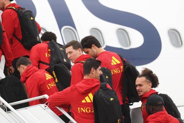 Belgium s Hans Vanaken, Belgium s goalkeeper Thibaut Courtois and Belgium s Arthur Theate pictured at the departure of Belgian national soccer team the Red Devils from Brussels Airport, Monday 08 June 2026, in Zaventem. The Red Devils fly to their base camp in Seattle for the FIFA World Cup, WM, Weltmeisterschaft, Fussball 2026 which is held in the United States, Canada and Mexico. BRUNOxFAHY  x176599570x