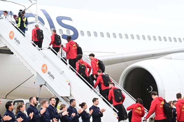 Belgian national football team - 2026 FIFA World Cup, WM, Weltmeisterschaft, Fussball - media activities 08 06 2026 ZAVENTEM, BELGIUM - JUNE 08 : Team Belgium - Red Devils pictured at Brussels airport before takeoff towards Seattle ahead of the FIFA World Cup 2026 on June 8, 2026 in Zaventem, Belgium, 08 06 2026 Zaventem Belgium  Copyright: xPeterxDexVoechtx
