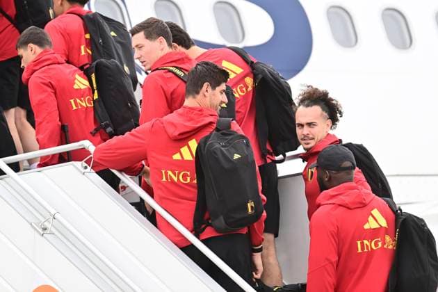 Belgian national football team - 2026 FIFA World Cup, WM, Weltmeisterschaft, Fussball - media activities 08 06 2026 ZAVENTEM, BELGIUM - JUNE 08 : De Ketelaere Charles midfielder of Belgium, Courtois Thibaut goalkeeper of Belgium, Theate Arthur defender of Belgium pictured at Brussels airport before takeoff towards Seattle ahead of the FIFA World Cup 2026 on June 8, 2026 in Zaventem, Belgium, 08 06 2026 Zaventem Belgium  Copyright: xPeterxDexVoechtx