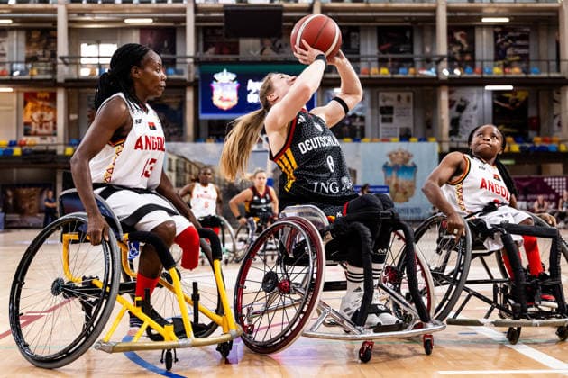 GUADALAJARA, SPAIN - JUNE 08: Verena Meyer (Germany, 8) shooting the ball against Cecilia Chitumba (Angola, 13) during the 2026 IWBF Women™s Repechage match between Angola vs. Germany at Palacio Multiusos de Guadalajara on June 08, 2026 in Guadalajara, Spain. Spain Copyright: xSteffiexWunderlx