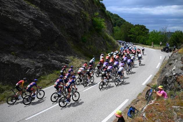 Tour Auvergne - Rhone-Alpes 2026 Stage 2 LE PUY-EN-VELAY, FRANCE - JUNE 08 : illustration picture peloton during stage 2 of the 78th edition of Tour Auvergne - Rhone-Alpes an UCI World Tour 2.UWT cycling road race stage for Men Elite of 234.3 km with start in Saint-Martin-Le-Vinoux and finish in Le Puy-en-Velay on June 8, 2026 in Le Puy-en-Velay, France, 08 06 2026 ( Motordriver Guy De Vuyst - Le Puy-en-Velay France  Copyright: xVincentxKalutx