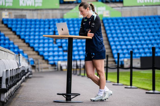 260608 Elisabeth Terland of the Norwegian women™s national football team during a training session on June 8, 2026 in Oslo. Photo: Marius Simensen BILDBYRAN Cop 238 bbeng dam fifa women s world cup qualifier football fotball fotboll norge norway practice soccer training trening träning