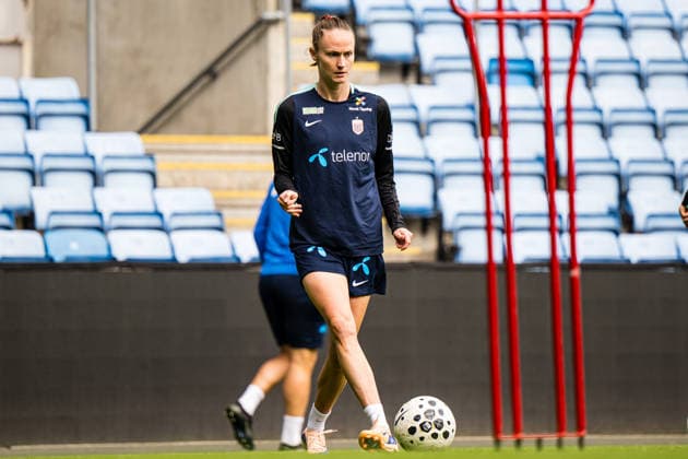 260608 Caroline Graham Hansen of the Norwegian women™s national football team during a training session on June 8, 2026 in Oslo. Photo: Marius Simensen BILDBYRAN Cop 238 bbeng dam fifa women s world cup qualifier football fotball fotboll norge norway practice soccer training trening träning