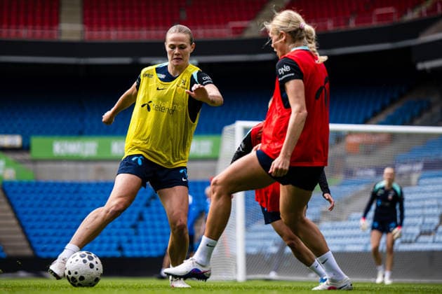260608 Marthine ostenstad of the Norwegian women™s national football team during a training session on June 8, 2026 in Oslo. Photo: Marius Simensen BILDBYRAN Cop 238 bbeng dam fifa women s world cup qualifier football fotball fotboll norge norway practice soccer training trening träning