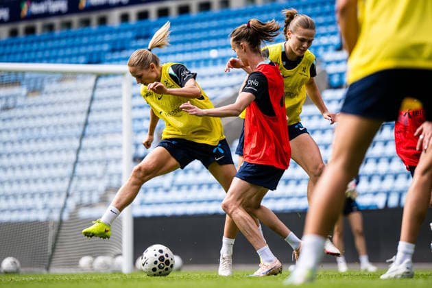 260608 Lisa Naalsund of the Norwegian women™s national football team during a training session on June 8, 2026 in Oslo. Photo: Marius Simensen BILDBYRAN Cop 238 bbeng dam fifa women s world cup qualifier football fotball fotboll norge norway practice soccer training trening träning