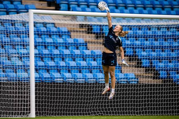 260608 Goalkeeper Sunniva Skoglund of the Norwegian women™s national football team during a training session on June 8, 2026 in Oslo. Photo: Marius Simensen BILDBYRAN Cop 238 bbeng dam fifa women s world cup qualifier football fotball fotboll norge norway practice soccer training trening träning