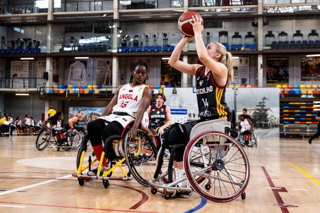 GUADALAJARA, SPAIN - JUNE 08: Lilly-Rose Sellak (Germany, 14) controls the ball against Ermigalda Manuel (Angola, 15) during the 2026 IWBF Women™s Repechage match between Angola vs. Germany at Palacio Multiusos de Guadalajara on June 08, 2026 in Guadalajara, Spain. Spain Copyright: xSteffiexWunderlx