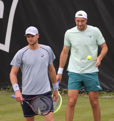 08.06.2026, Boss Open 2026, ATP, Tennis Herren Tour 250 Stuttgart, TTC Weissenhof, Tennis, im Bild: Yannick Hanfmann (GER) und Jan-Lennard Struff (GER)