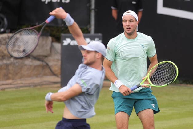 08.06.2026, Boss Open 2026, ATP, Tennis Herren Tour 250 Stuttgart, TTC Weissenhof, Tennis, im Bild: Yannick Hanfmann (GER) und Jan-Lennard Struff (GER)