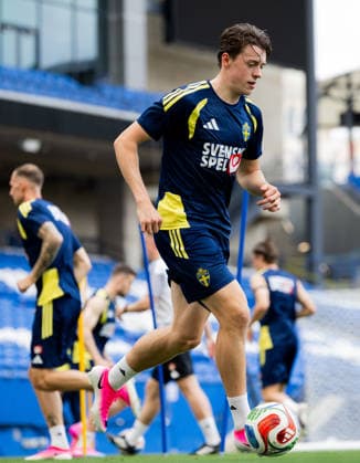 260608 Elliot Stroud of the Swedish national football team at a training session during day -3 of the FIFA World Cup, WM, Weltmeisterschaft, Fussball 2026 on June 8, 2026 in Dallas. Photo: Petter Arvidson BILDBYRAN kod PA PA1223 fotboll football soccer fotball vm fotbolls-vm fotball-vm fotbolls-vm 2026 fifa world cup 2026 träning practice training sverige sweden sverige a day -3 bbeng