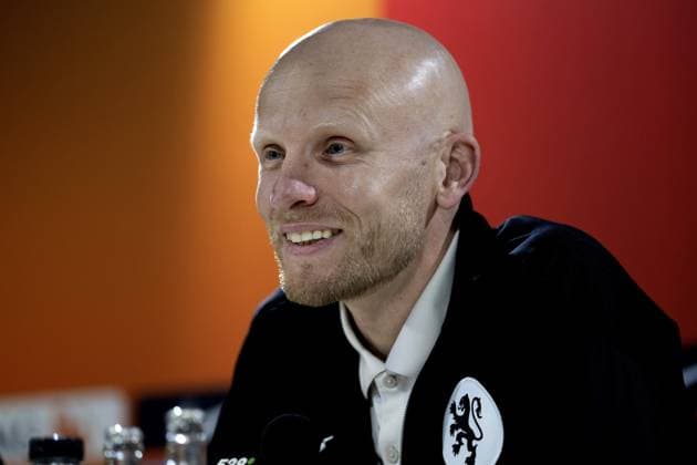 ZEIST - National coach Arjan Veurink during a press conference, PK, Pressekonferenz ahead of the Dutch women s World Cup qualifying match against Poland. OLAF KRAAK ANP xVIxANPxSportx xxANPxIVx 560498271 originalFilename: 560498271.jpg