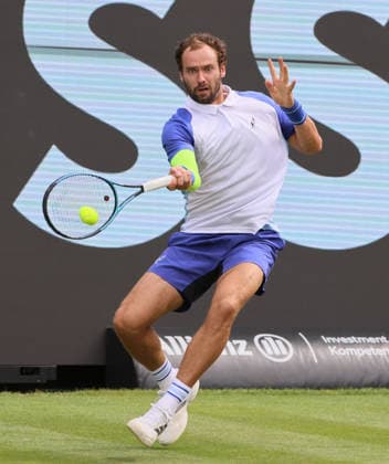 08.06.2026, Boss Open 2026, ATP, Tennis Herren Tour 250 Stuttgart, TTC Weissenhof, Tennis, im Bild: Roman Safiullin