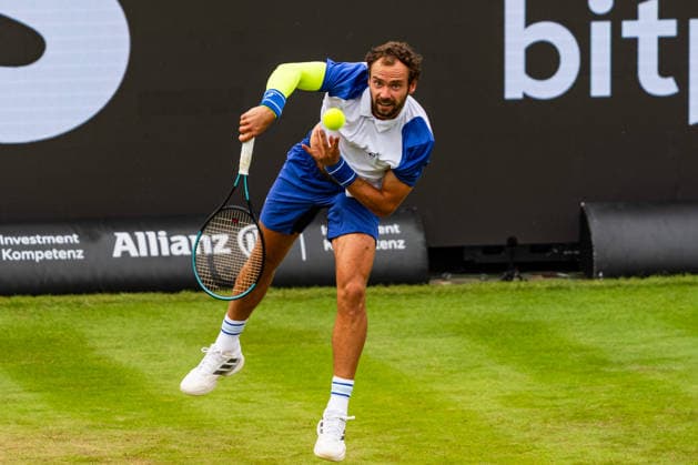 Stuttgart, GERMANY - June 08: Roman Safiullin during the Singles Match between Roman Safiullin vs. Giovanni Mpetshi Perricard (FRA) at BOSS OPEN 2026, Tennisanlage Weissenhof on June 08, 2026 in Stuttgart, Germany. Baden-Württemberg Germany Copyright: xTimoxSteinx