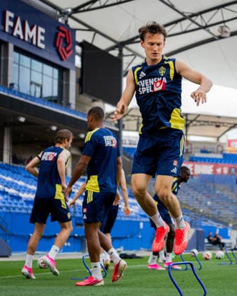 260608 Hjalmar Ekdal of the Swedish national football team at a training session during day -3 of the FIFA World Cup, WM, Weltmeisterschaft, Fussball 2026 on June 8, 2026 in Dallas. Photo: Petter Arvidson BILDBYRAN kod PA PA1223 fotboll football soccer fotball vm fotbolls-vm fotball-vm fotbolls-vm 2026 fifa world cup 2026 träning practice training sverige sweden sverige a day -3 bbeng