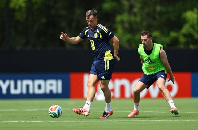 Lawrence Shankland of Scotland and Kenny McLean of Scotland Scotland Training Session and press conference, PK, Pressekonferenz 2026 FIFA World Cup, WM, Weltmeisterschaft, Fussball Football, Atrium Health Performance Park, Charlotte, USA - 08 Jun 2026Charlotte Atrium Health Performance Park United States of America EDITORIAL USE ONLY No use with unauthorised audio, video, data, fixture lists, club league logos or live services. Online in-match use limited to 120 images, no video emulation. No use in betting, games or single club league player publications.  Copyright: xMichaelxZemanek Shutterstockx 16917216fa